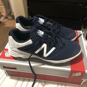 BRAND NEW New Balance Softball Cleats